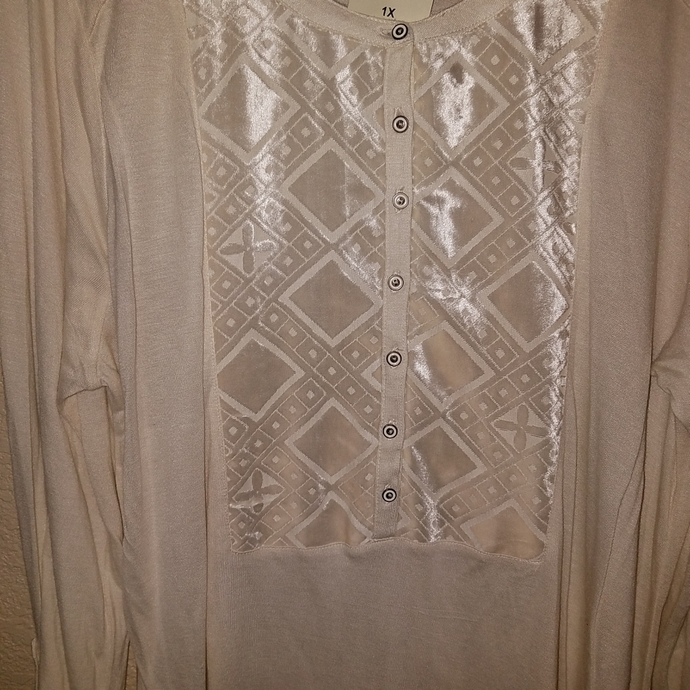 Lucky Brand Top - Picture 6 of 7